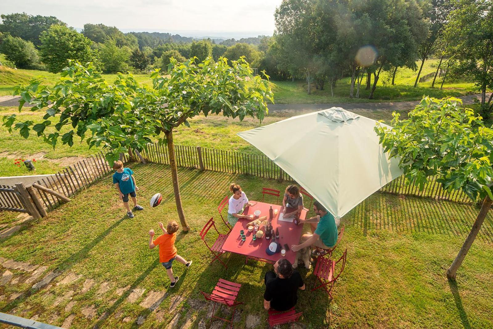 Hotel Les Collines De Sainte-Fereole Zewnętrze zdjęcie